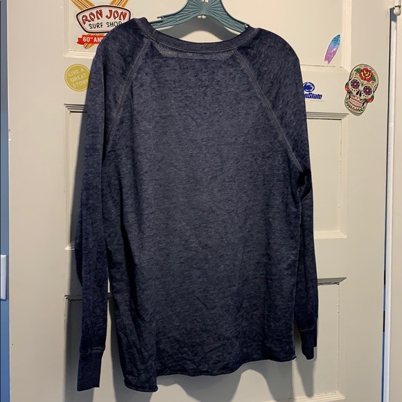 Zoe and Liv Medium LS tee - Picture 2 of 2